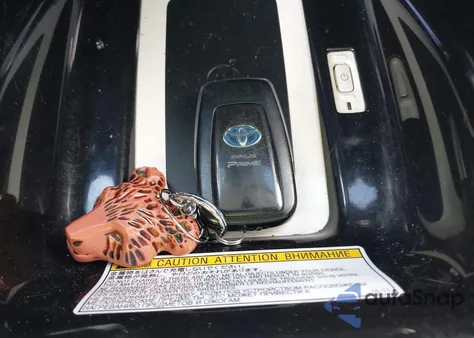 2017 Toyota Prius Prime Advanced from USA, damaged, VIN JTDKARFP6H3005521